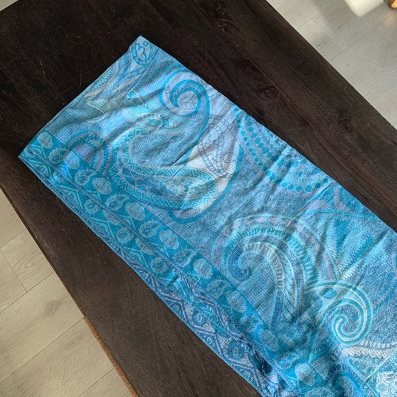 Cashmere scarf - Picture 2 of 6